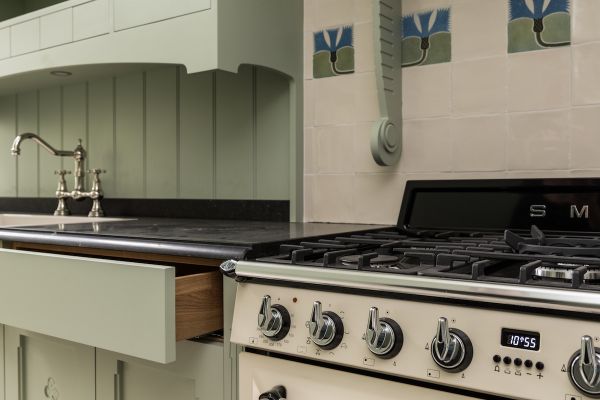 Art Nouveau keuken - Smeg fornuis