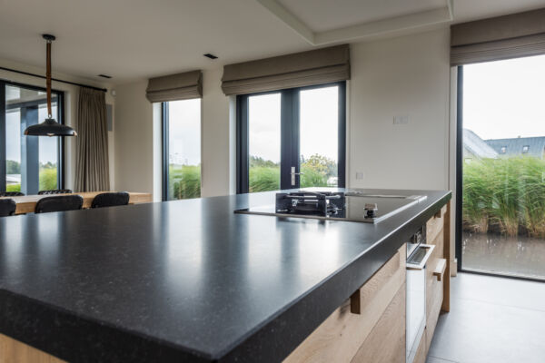 Keuken en Interieur in eiken - Kookeiland