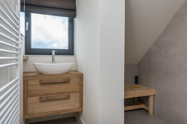 Keuken en Interieur in eiken - Badkamermeubel