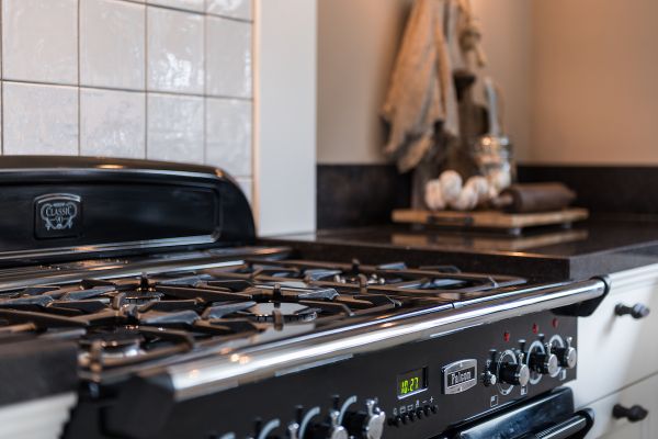 Stijlvolle jaren'30 keuken - Falcon fornuis